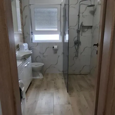 Josip&stella 招待所 3*